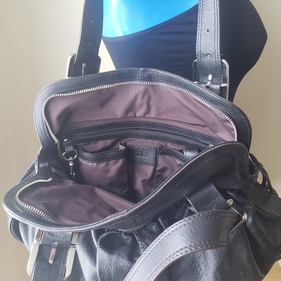 Authentic Cole Haan Leather Purse - Picture 4 of 12